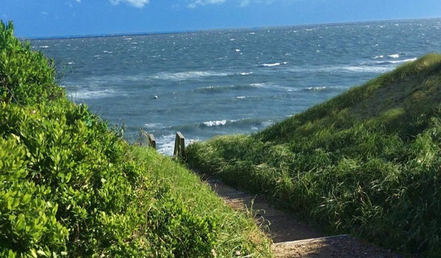 Private sandy path at the end of Hinckley Lane leading straight to Cliff Beach in Nantucket
